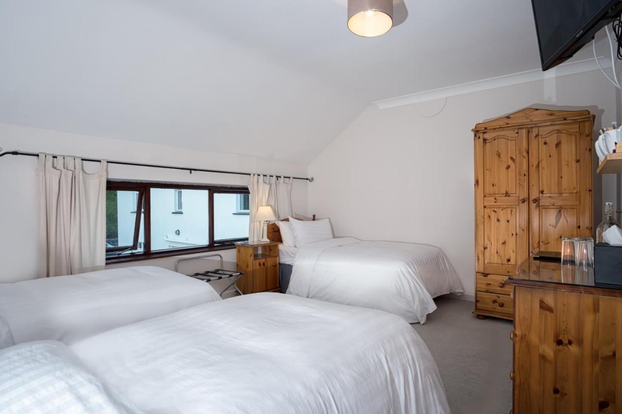 Woodside Lodge Accomodation 웨스트포트 외부 사진