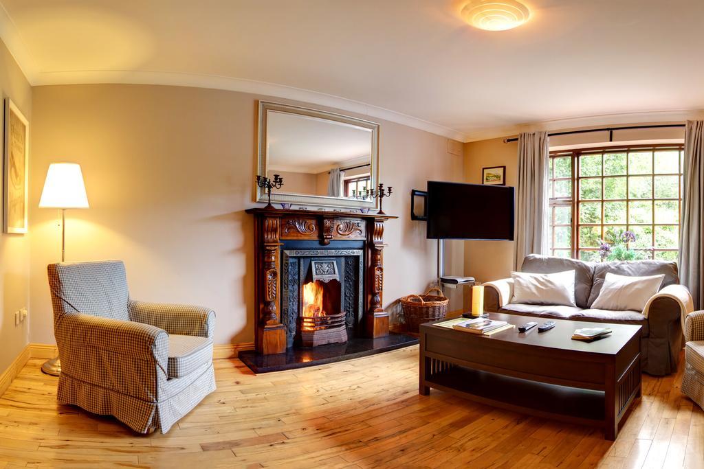 Woodside Lodge Accomodation 웨스트포트 외부 사진